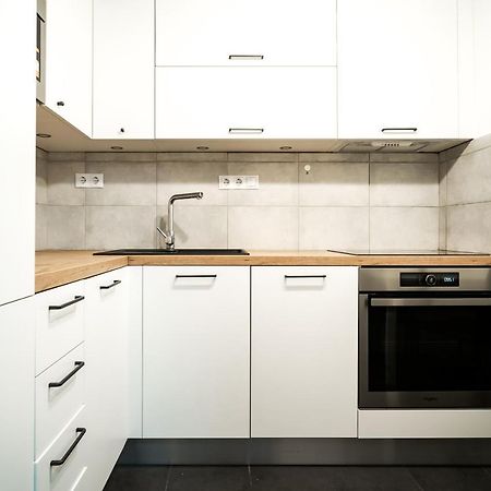 Vig Apartment - With Private Parking Budapest Exterior photo